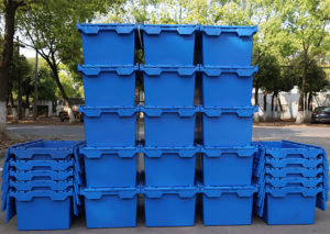 Attached Lid Distribution Containers